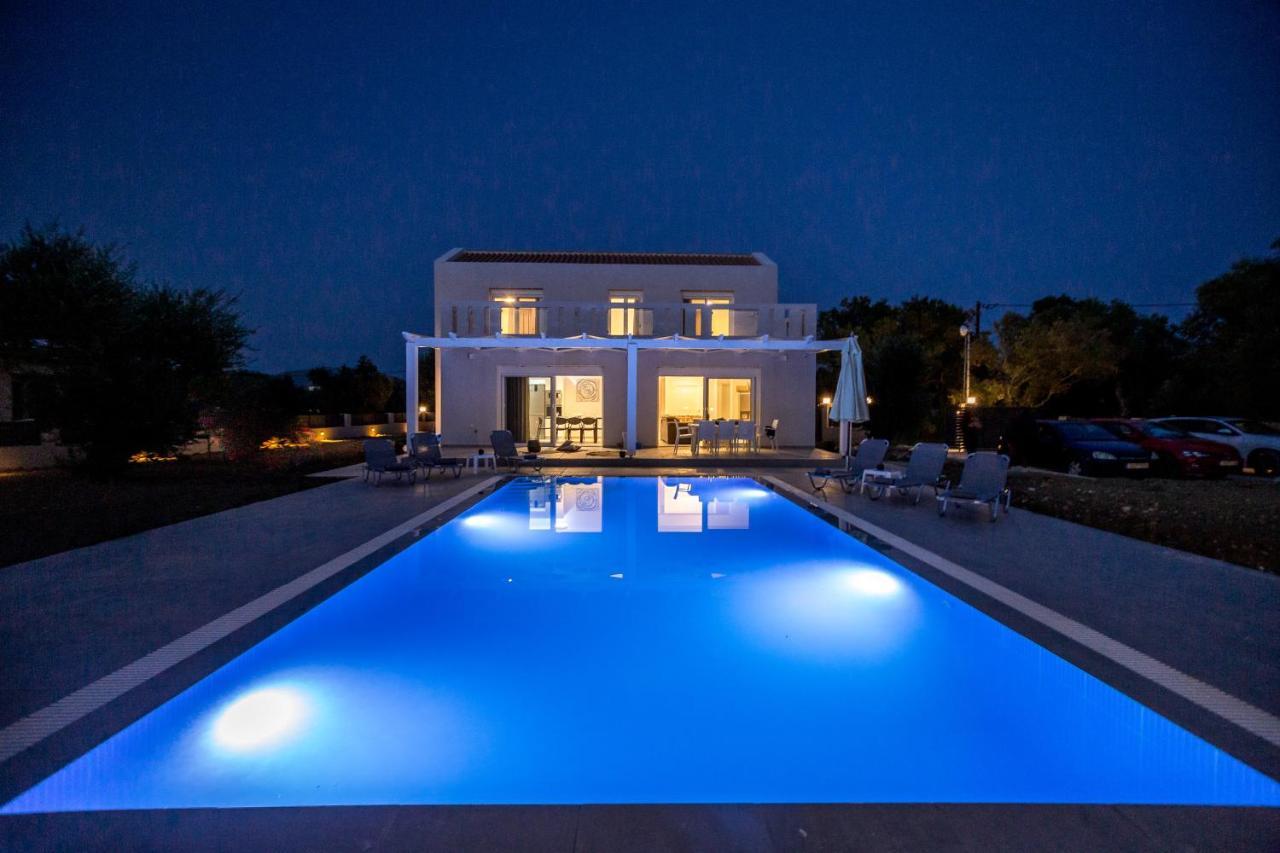 Villa Boviana With Private Swimming Pool Agios Sostis  Екстер'єр фото