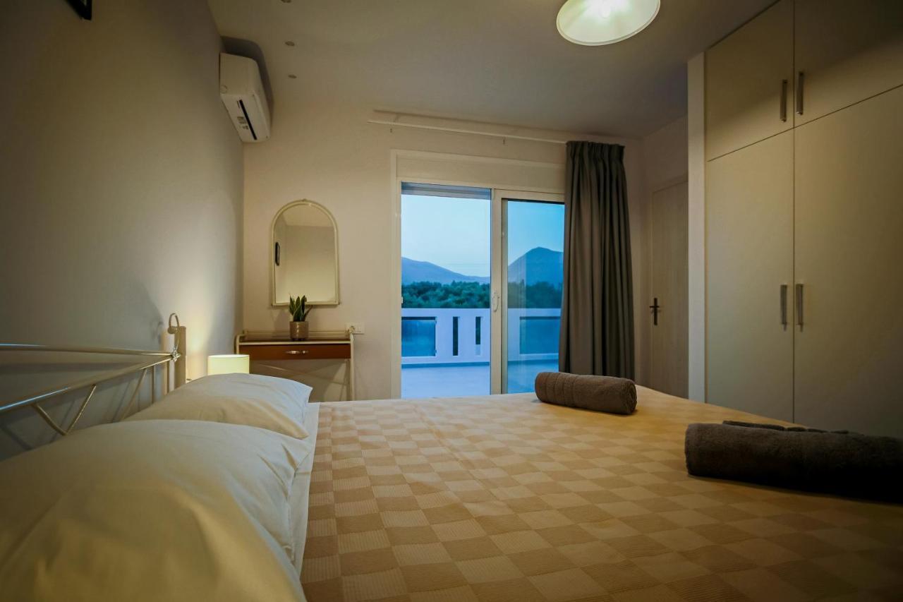 Villa Boviana With Private Swimming Pool Agios Sostis  Екстер'єр фото